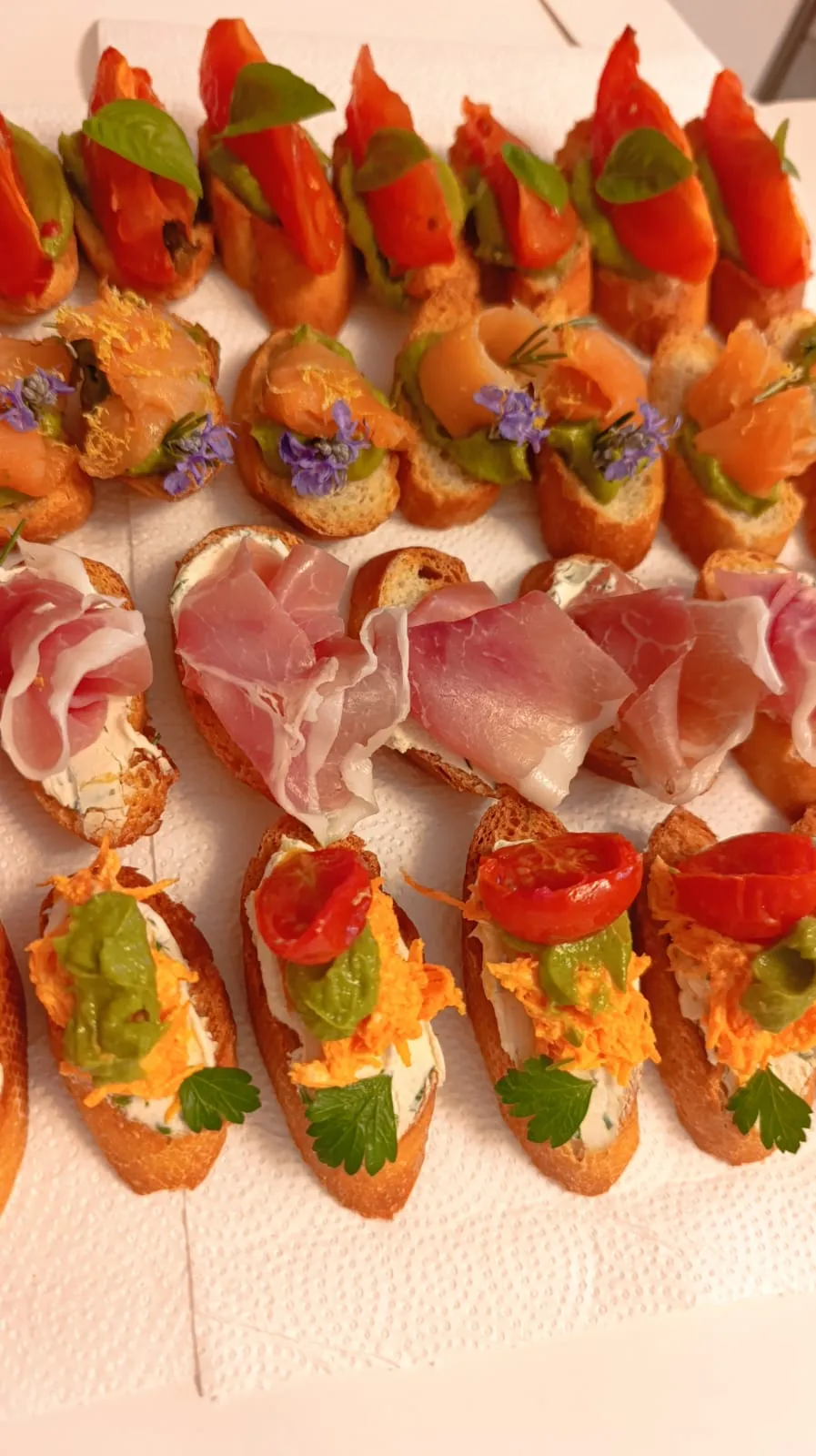 Trabajo de catering y eventos privados — Elo Sumanos