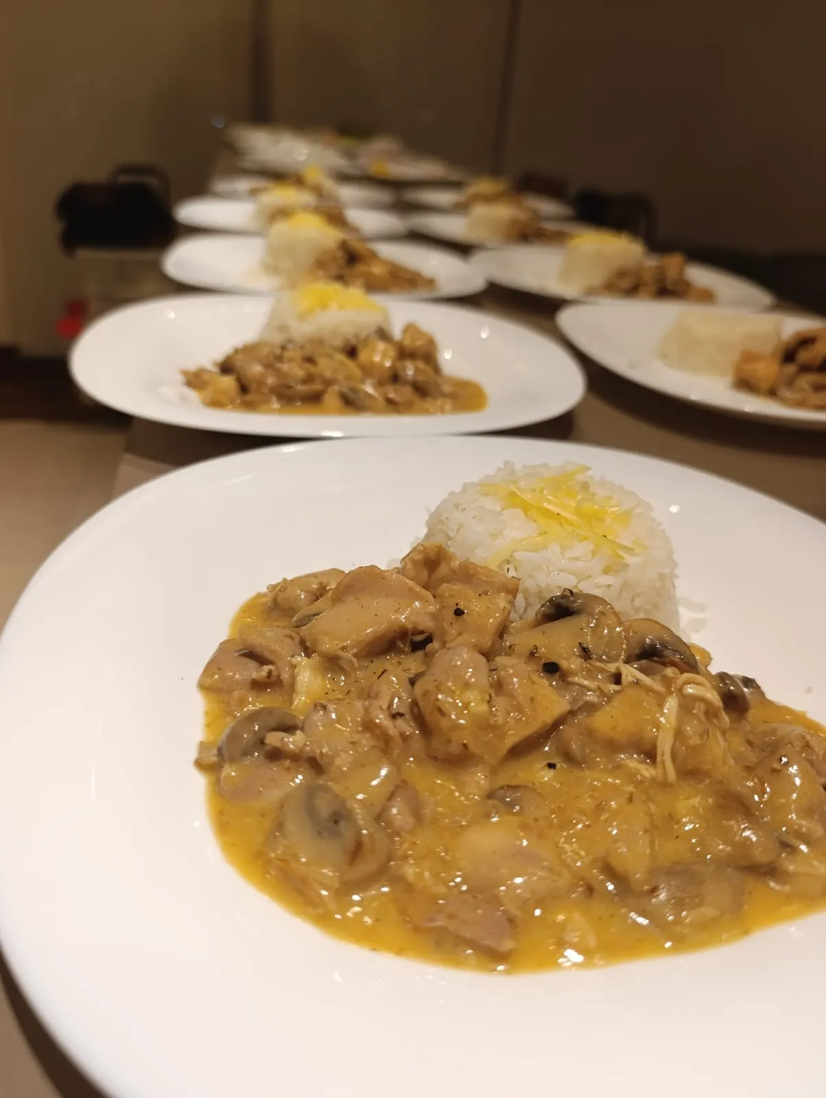 Trabajo de catering y eventos privados — Elo Sumanos