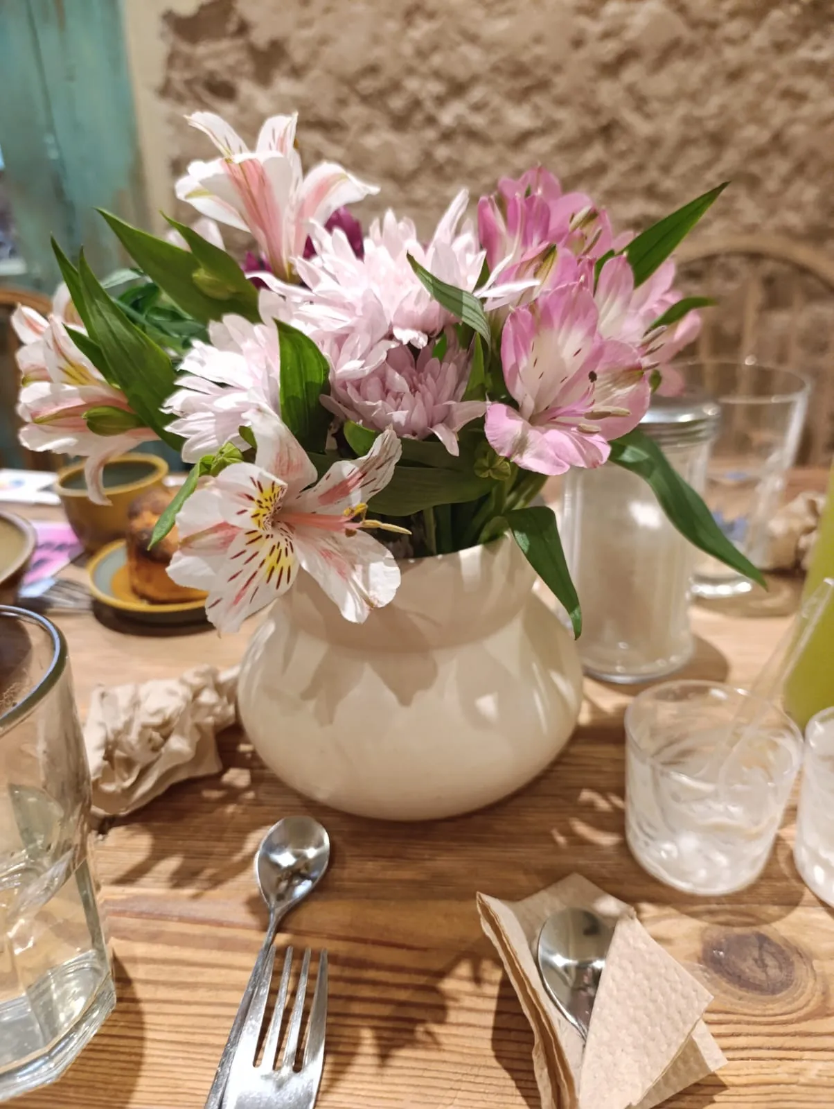 Trabajo de catering y eventos privados — Elo Sumanos
